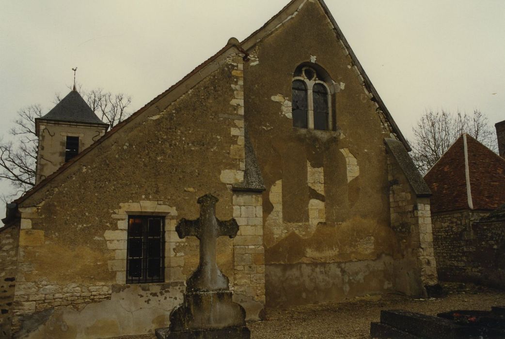 Eglise Saint-Martin : Chevet, vue générale