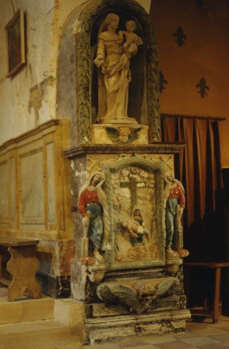 retable secondaire, statue : Vierge à l’Enfant