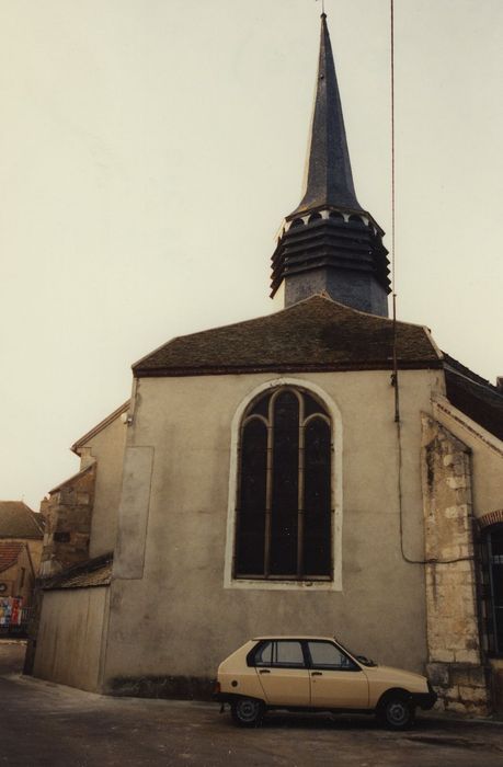 Eglise Saint-Loup : Chevet, vue générale