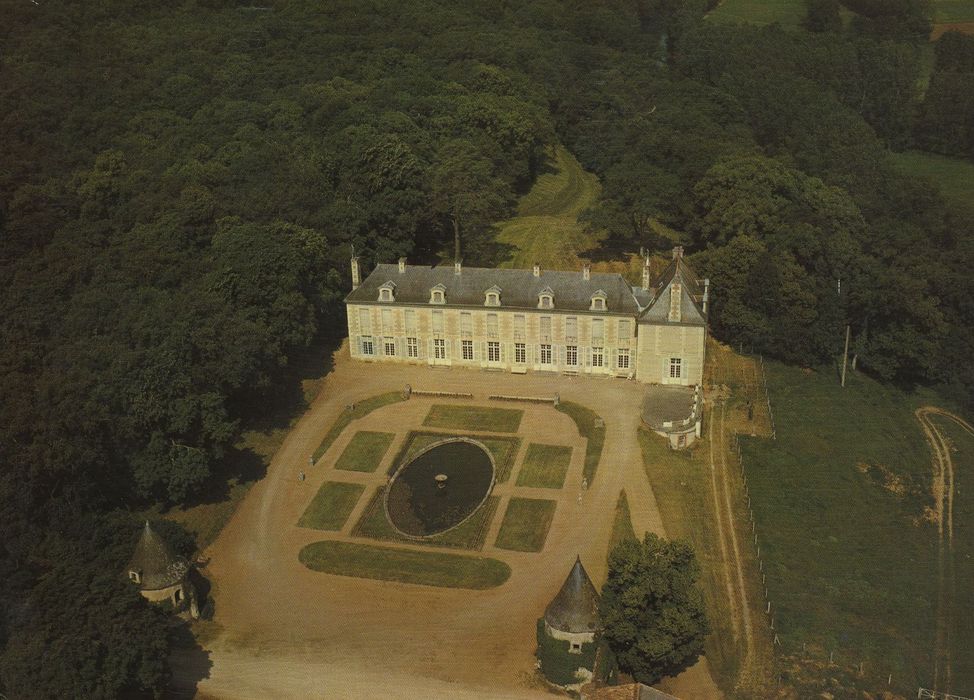 Château de Marsay, vue aérienne