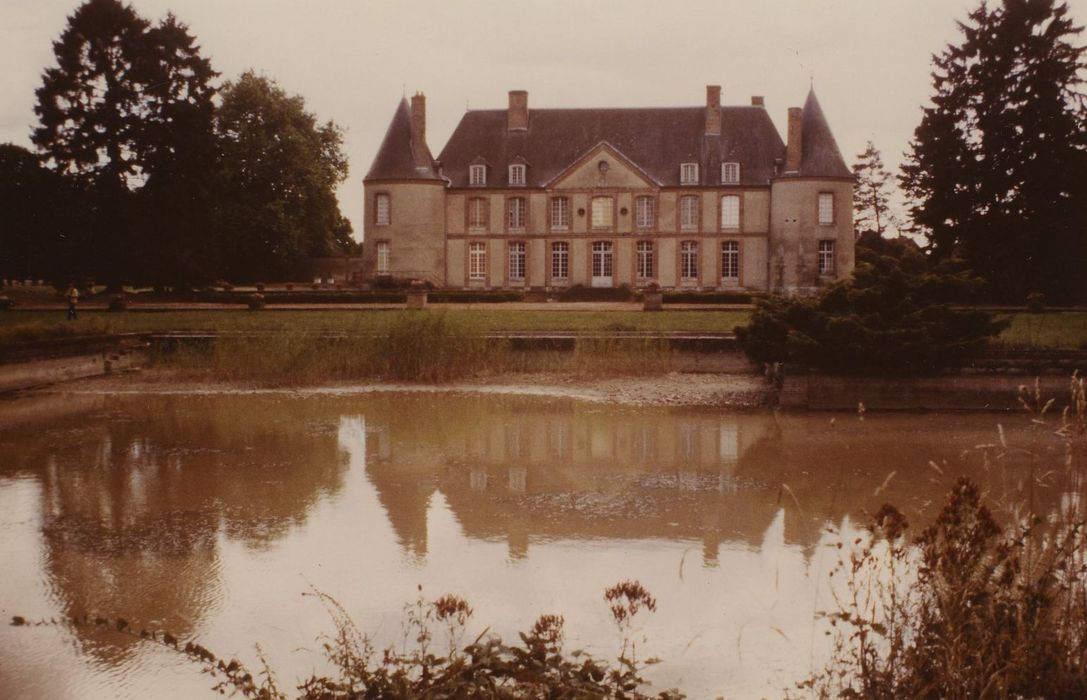 Château de Châtres : Ensemble nord, vue générale