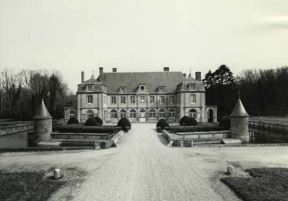 Château de Châtres : Ensemble sud, vue générale