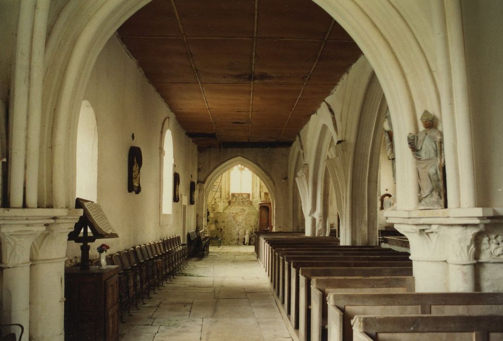 Eglise Saint-Laurent : Nef sud, vue générale