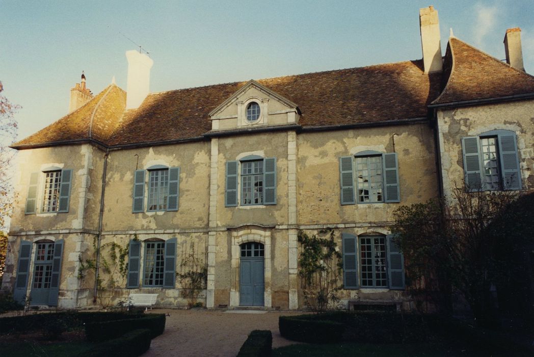 Maison de Vaulabelle : Façade ouest, vue générale