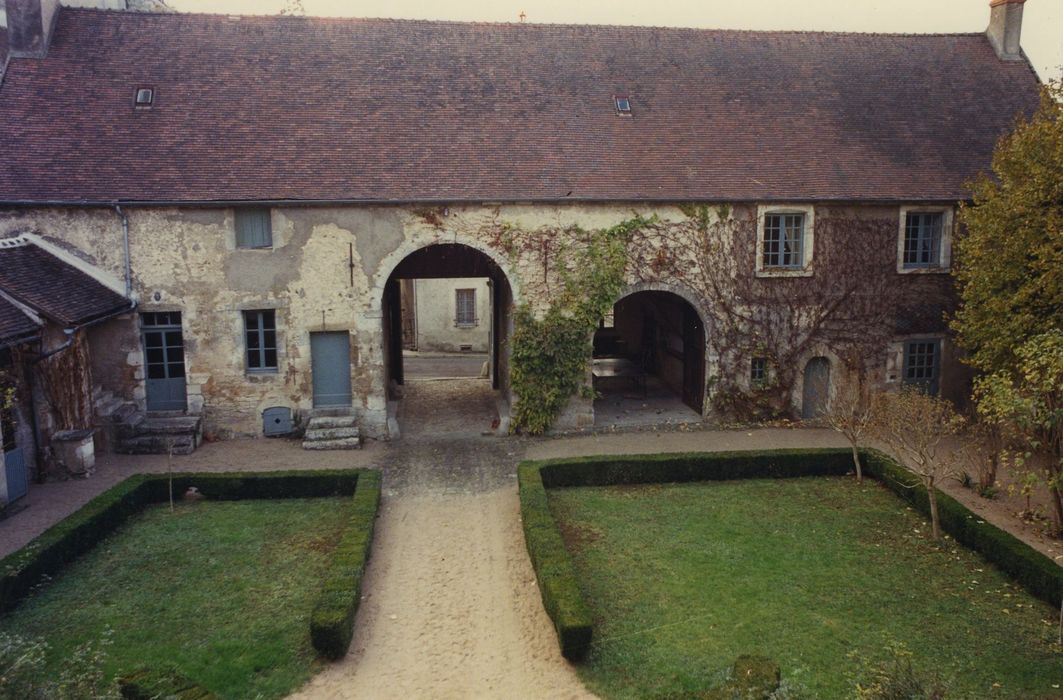 Maison de Vaulabelle : Communs, façade nord, vue générale