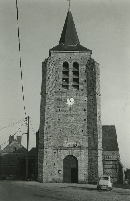 Eglise : Façade occidentale, vue générale