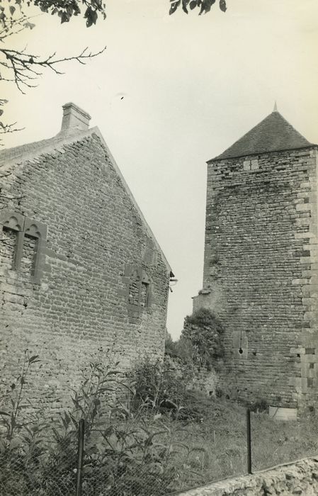 Château (ancien) : Logis sud, pignon sud, vue générale