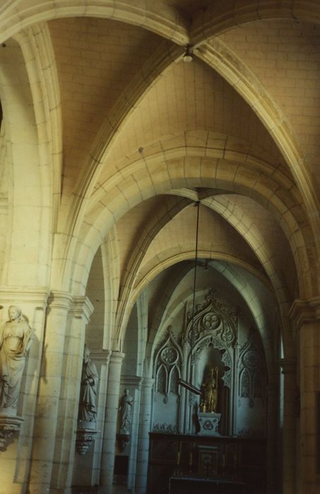 Eglise Notre-Dame : Collatéral sud, vue générale