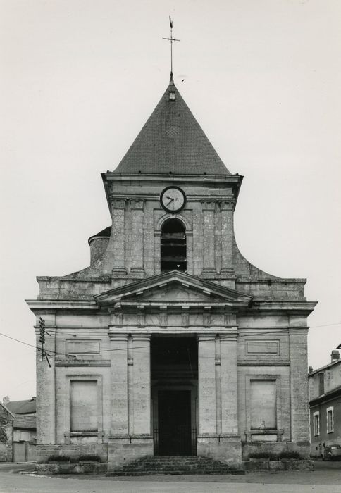 Eglise Saint-Barthélémy : Façade ocidentale, vue générale