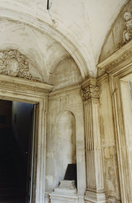 Maison : Vestibule d’entrée, vue partielle