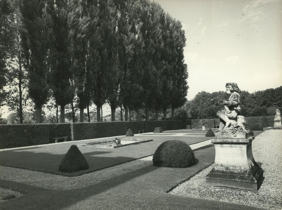 Château d'Avigneau : Jardin, vue générale