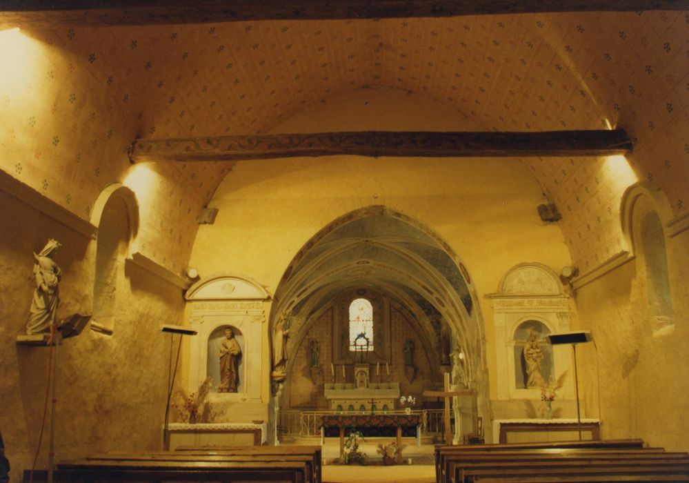 Eglise Saint-Germain : Nef, vue générale