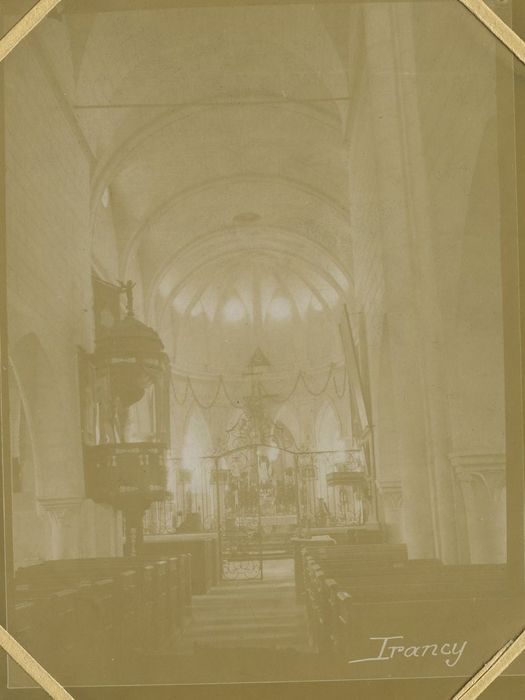 Eglise Saint-Germain : Nef, vue générale