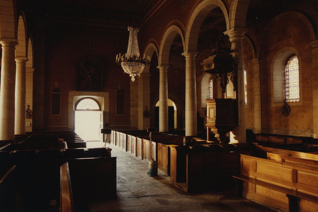 Eglise Saint-Martin : Nef, vue générale