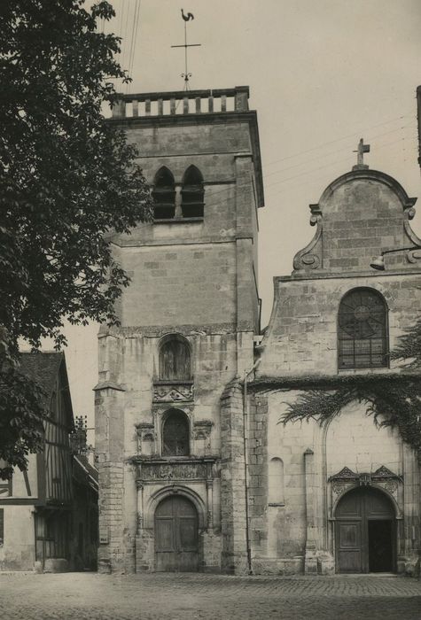 Eglise Saint-André : Façade occidentale, vue générale