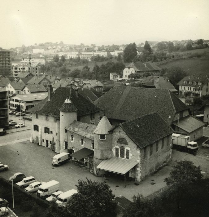 Manoir de Novel : Vue générale de l’ensemble des bâtiments