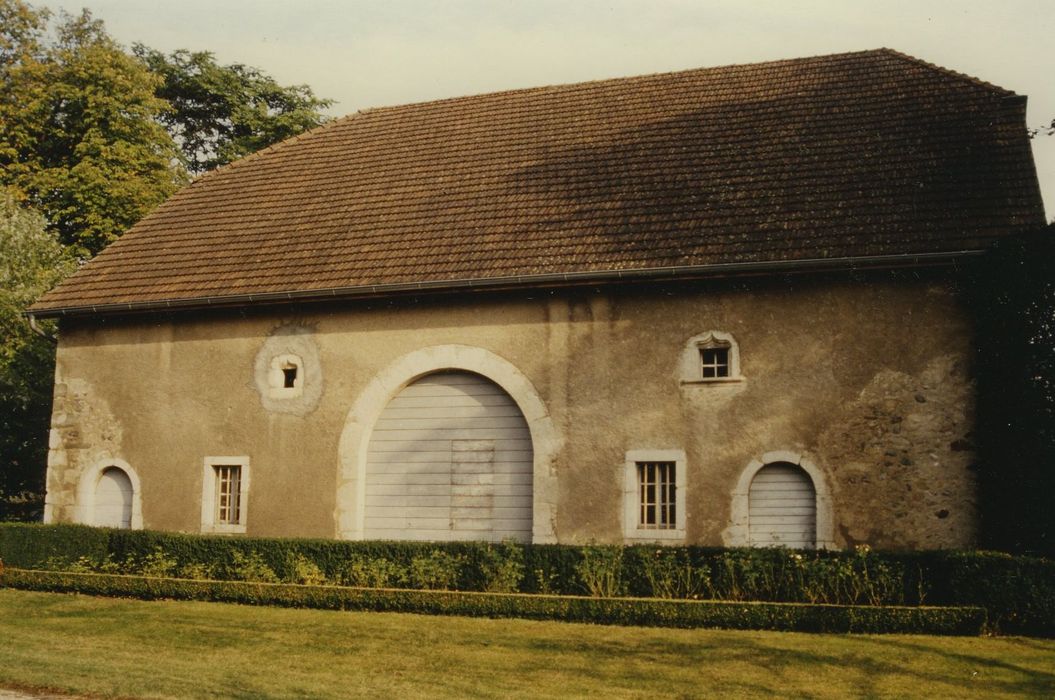 Château de Loëx : Communs, façade nord, vue générale