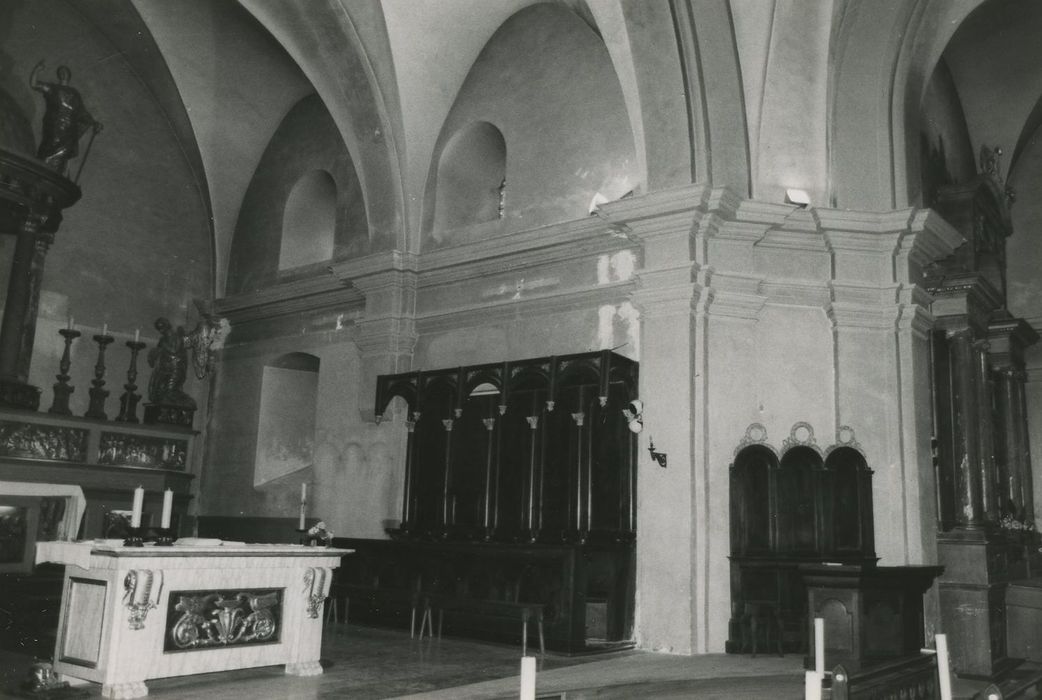 Eglise Saint-Michel : Choeur, vue partielle