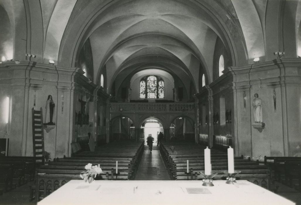 Eglise Saint-Michel : Nef, vue générale