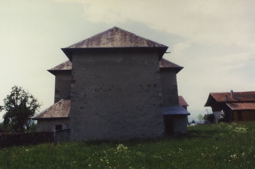 Eglise Saint-Jean-Baptiste : Chevet, vue générale