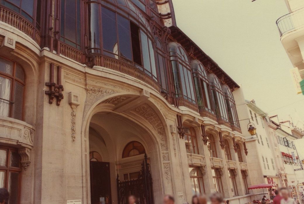 Ancienne buvette Cachat : Façade nord, vue partielle