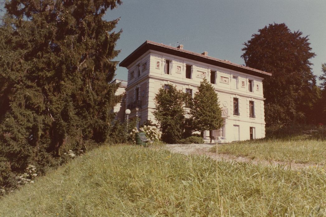 Villa La Sapinière : Façade ouest, vue générale