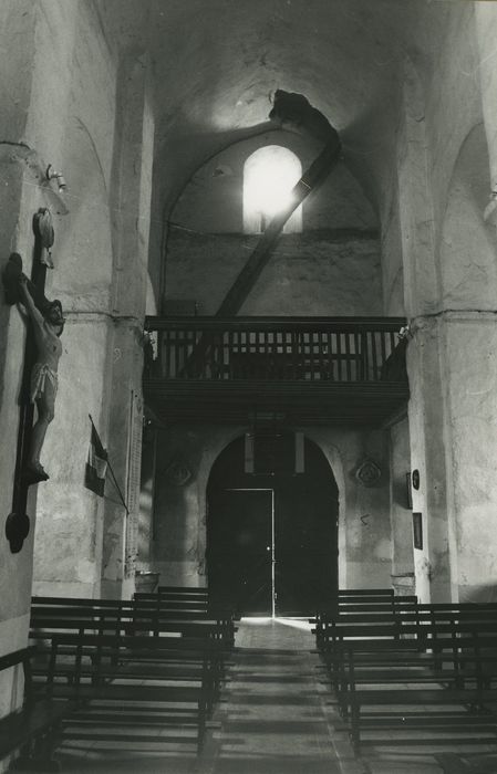 Eglise Saint-Léger : Nef, vue générale