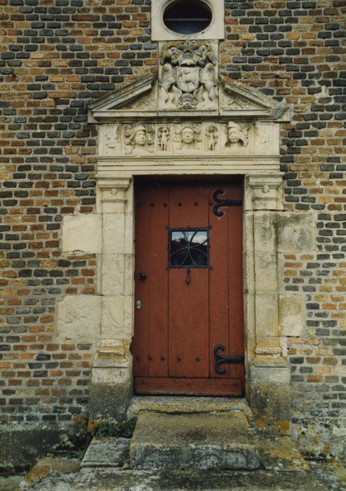 Château de Paray : Façade sud, porte d’accès, vue générale