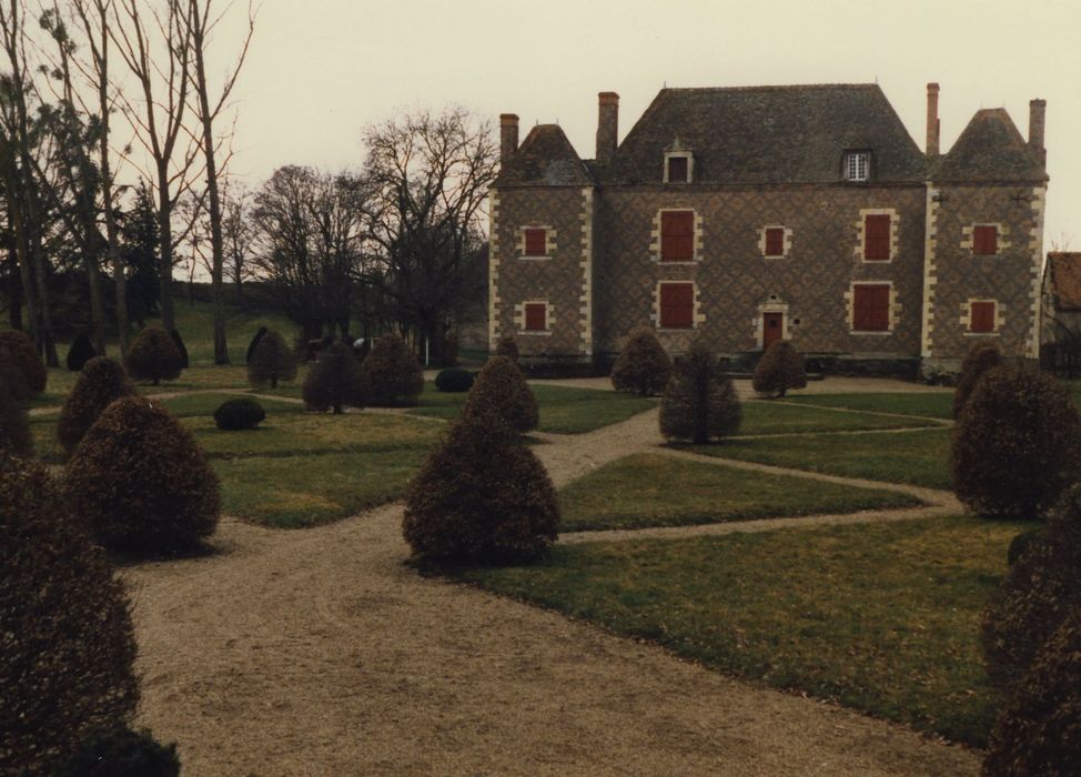 Château de Paray : Façade nord, vue générale