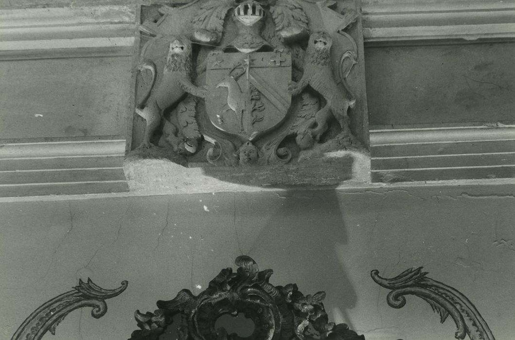 Château de Paray : Salon, cheminée, détail