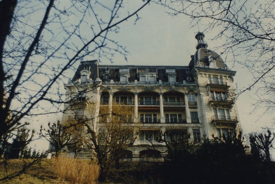 Ancien Hôtel Excelsior : Façade ouest, vue générale