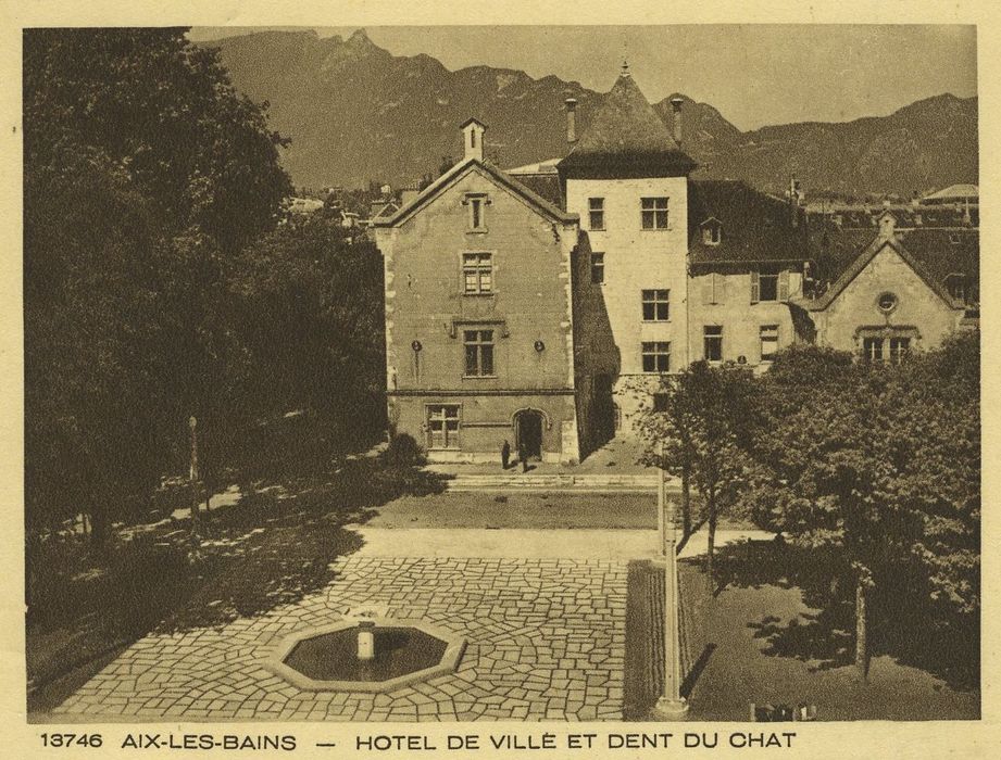 Hôtel de ville (ancien château des Marquis d'Aix) : Ensemble nord, vue générale