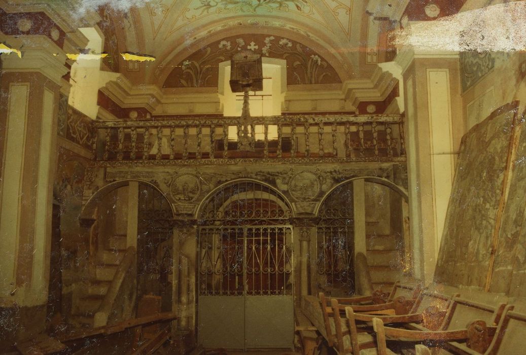 Chapelle Notre-Dame-des-Neiges : Tribune, vue générale