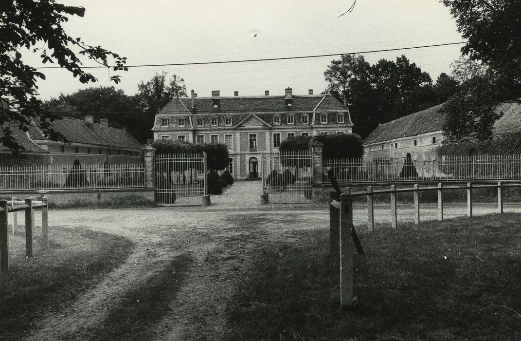 Château : Ensemble ouest, vue générale