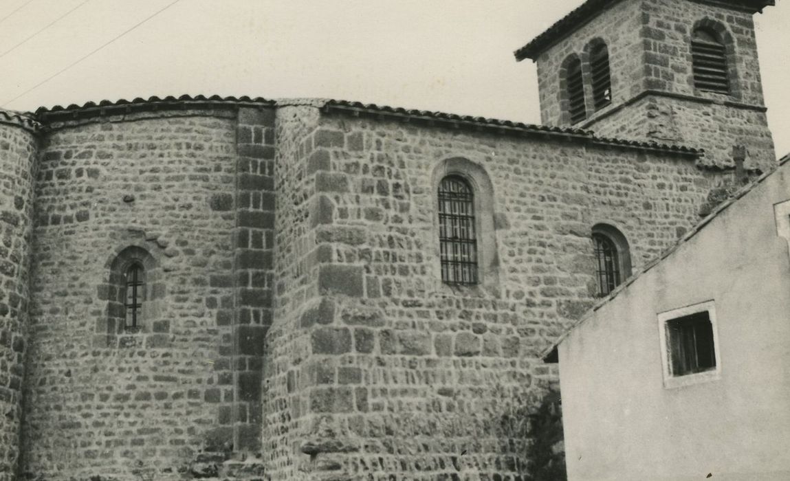 Eglise paroissiale : Façade latérale nord, vue partielle