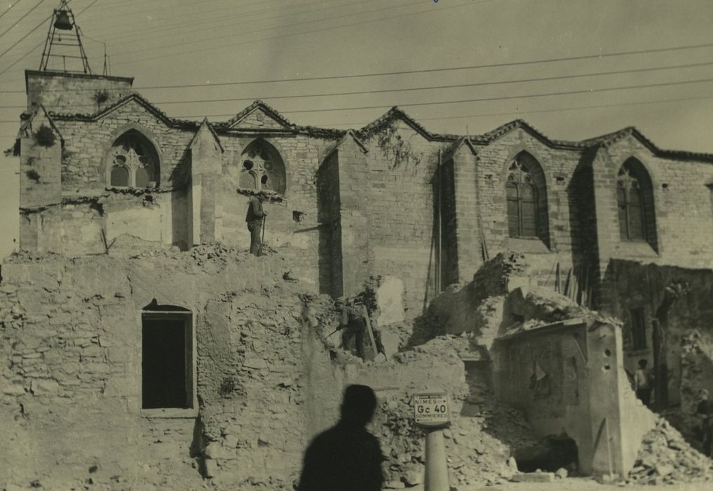 Eglise Sainte-Marie : Façade latérale sud, vue partielle