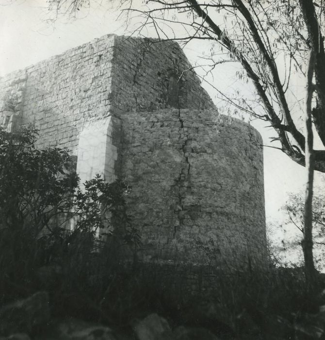 Eglise Saint-Etienne : Chevet, vue générale