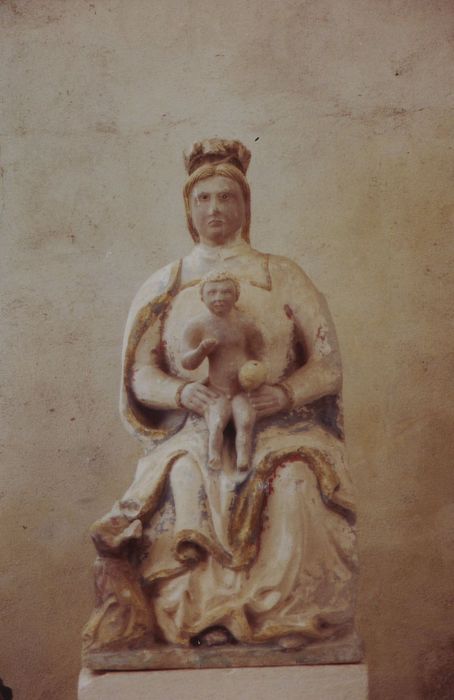 statue : Vierge à l’Enfant en majesté