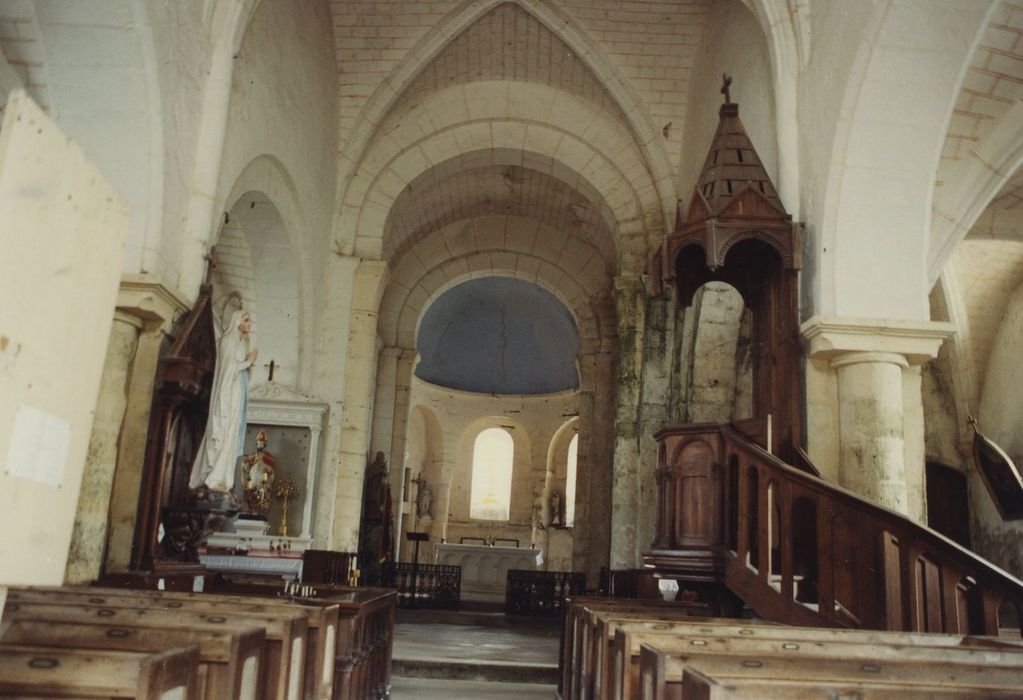 Eglise Saint-Barthélémy : Nef, vue générale