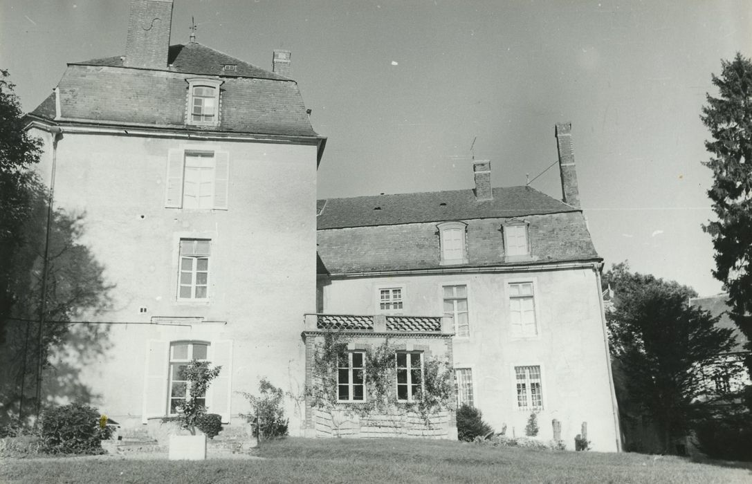 Château : Ensemble sud-ouest, vue générale