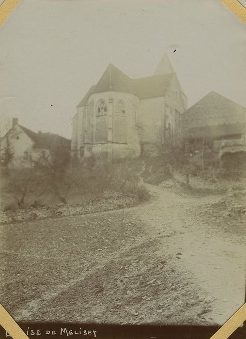 Eglise Saint-Valentin : Chevet, vue générale