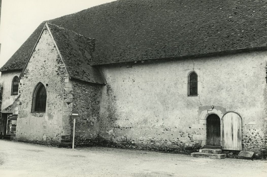 Eglise Saint-Marien : Façade latérale nord, vue partielle