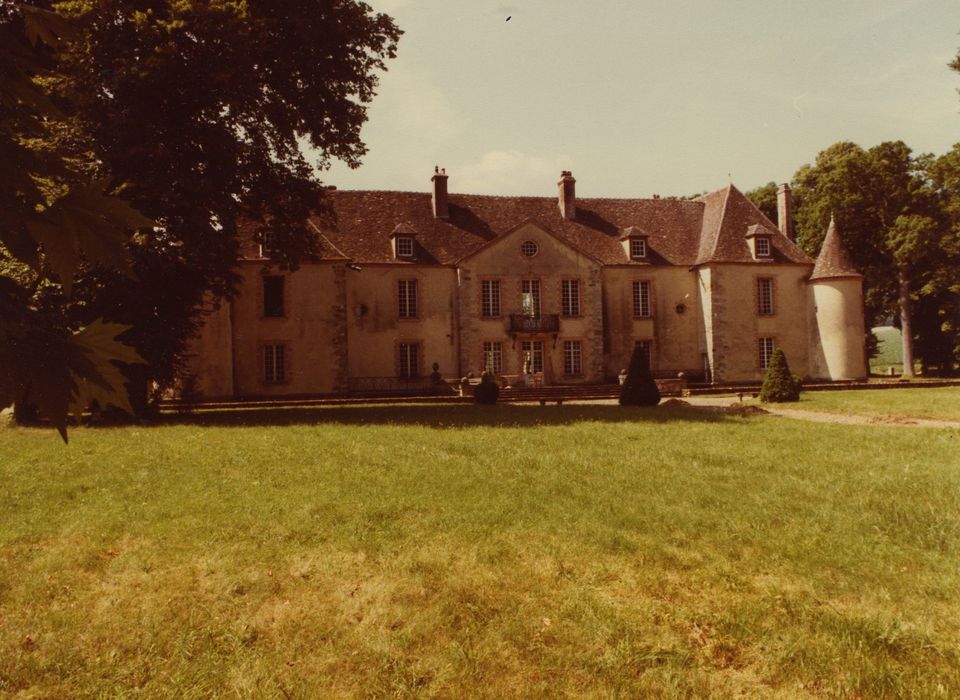 Château de Bois-le-Roi : Façade nord, vue générale