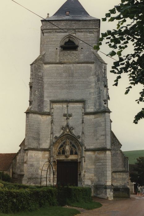 Eglise Notre-Dame : Façade occidentale, vue générale