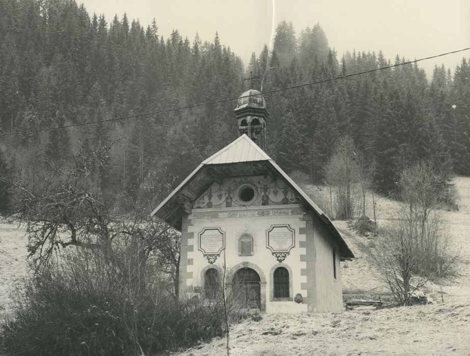 Chapelle des Chattrix : Façade est, vue générale