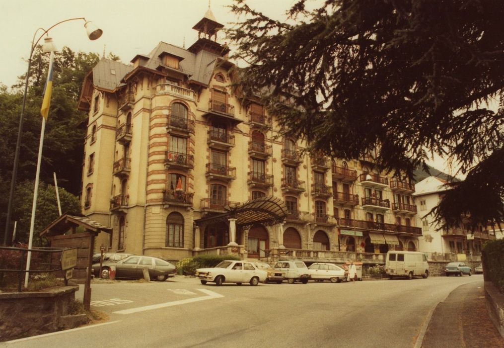 ancien hôtel de voyageurs dit Hôtel du Mont-Joly : Façade ouest, vue générale