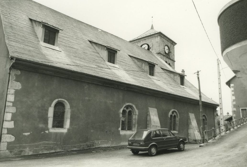 Eglise de l'Assomption-de-Marie : Façade latérale nord, vue générale