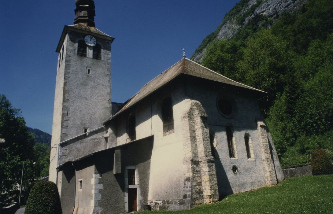 Ancienne abbaye de Sixt : Eglise abbatiale, ensemble sud-est, vue générale