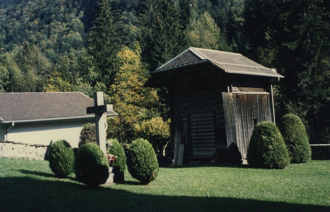 Ancienne abbaye de Sixt : Grenier, vue générale