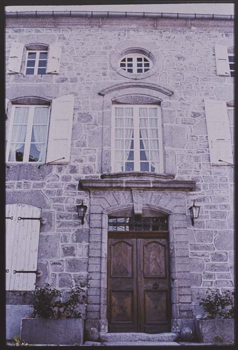 façade sud, vue partielle